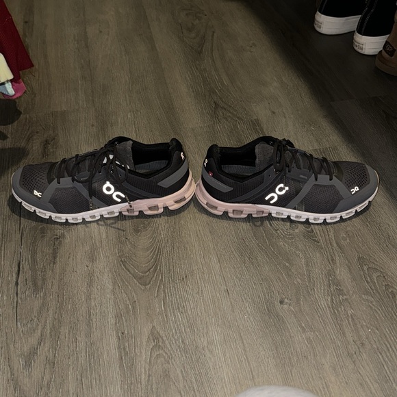 Cloudflow Women's On Running Shoes - Picture 13 of 15